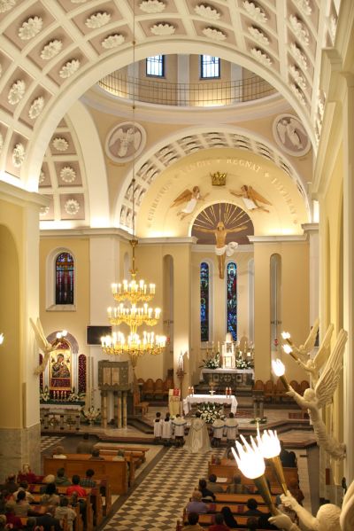 Wnętrze kościoła pw. Chrystusa Kr&oacute;la, fot. Tadeusz Poźniak